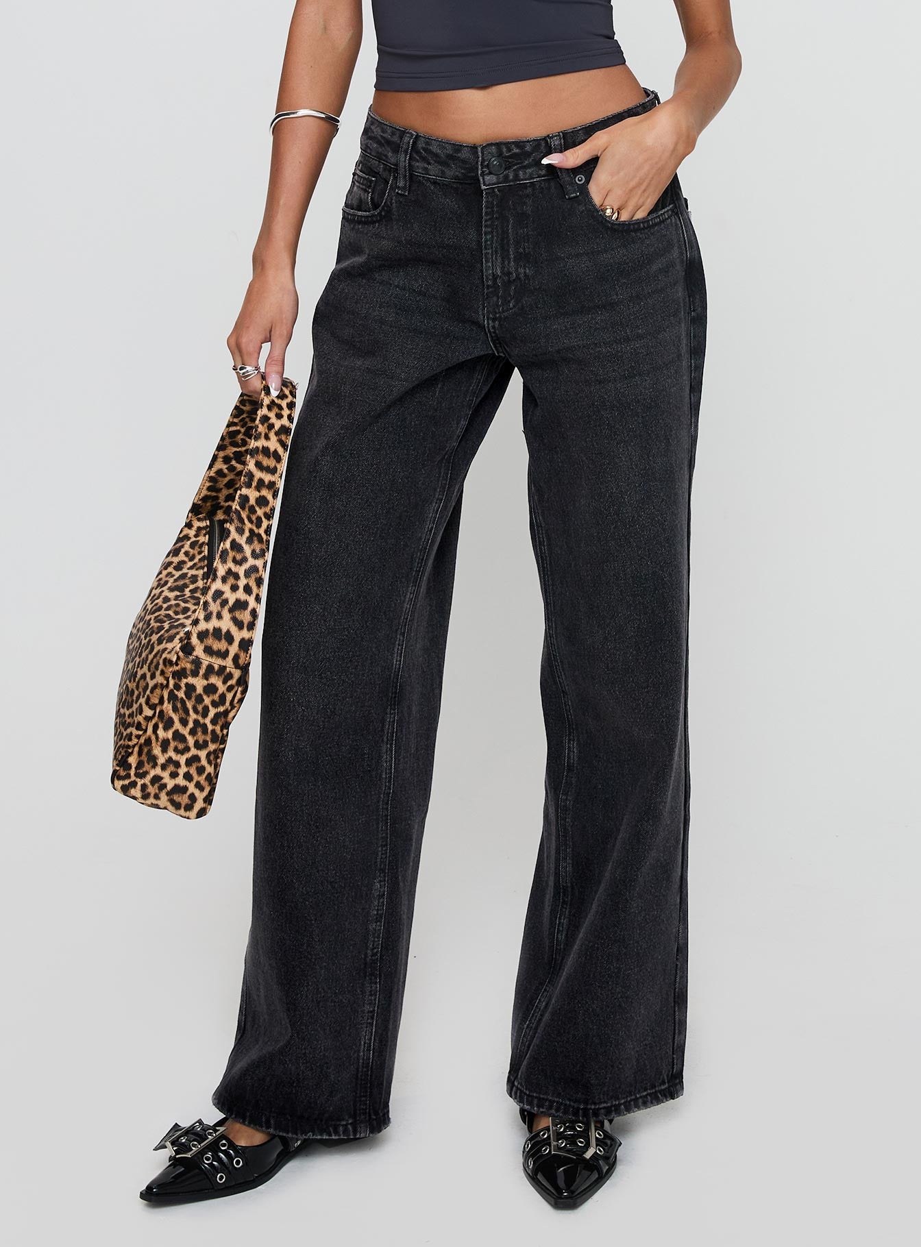Serenitia Mid Rise Straight Leg Jeans Washed Black Petite