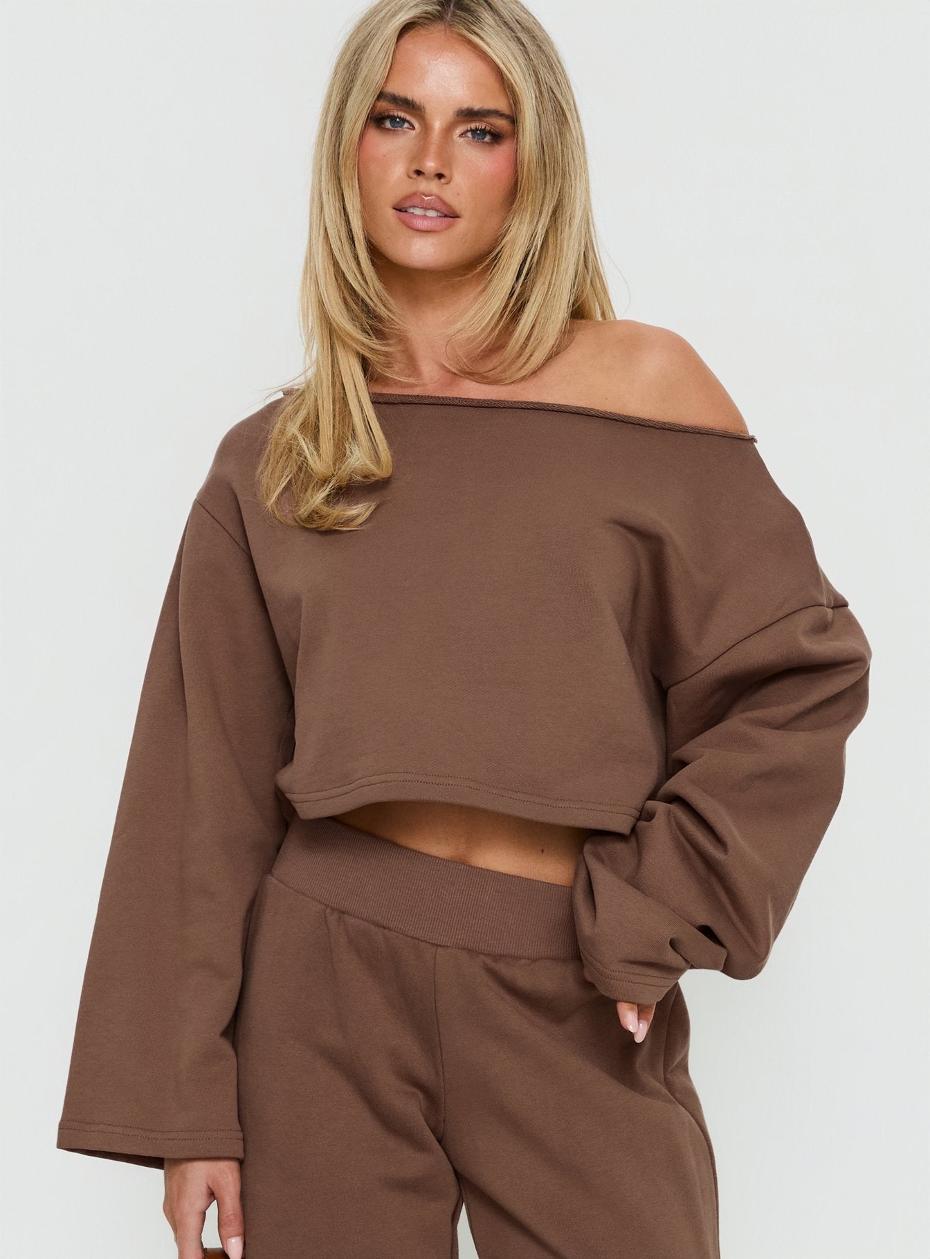 Retreat Raw Edge Off Shoulder Jumper Cocoa