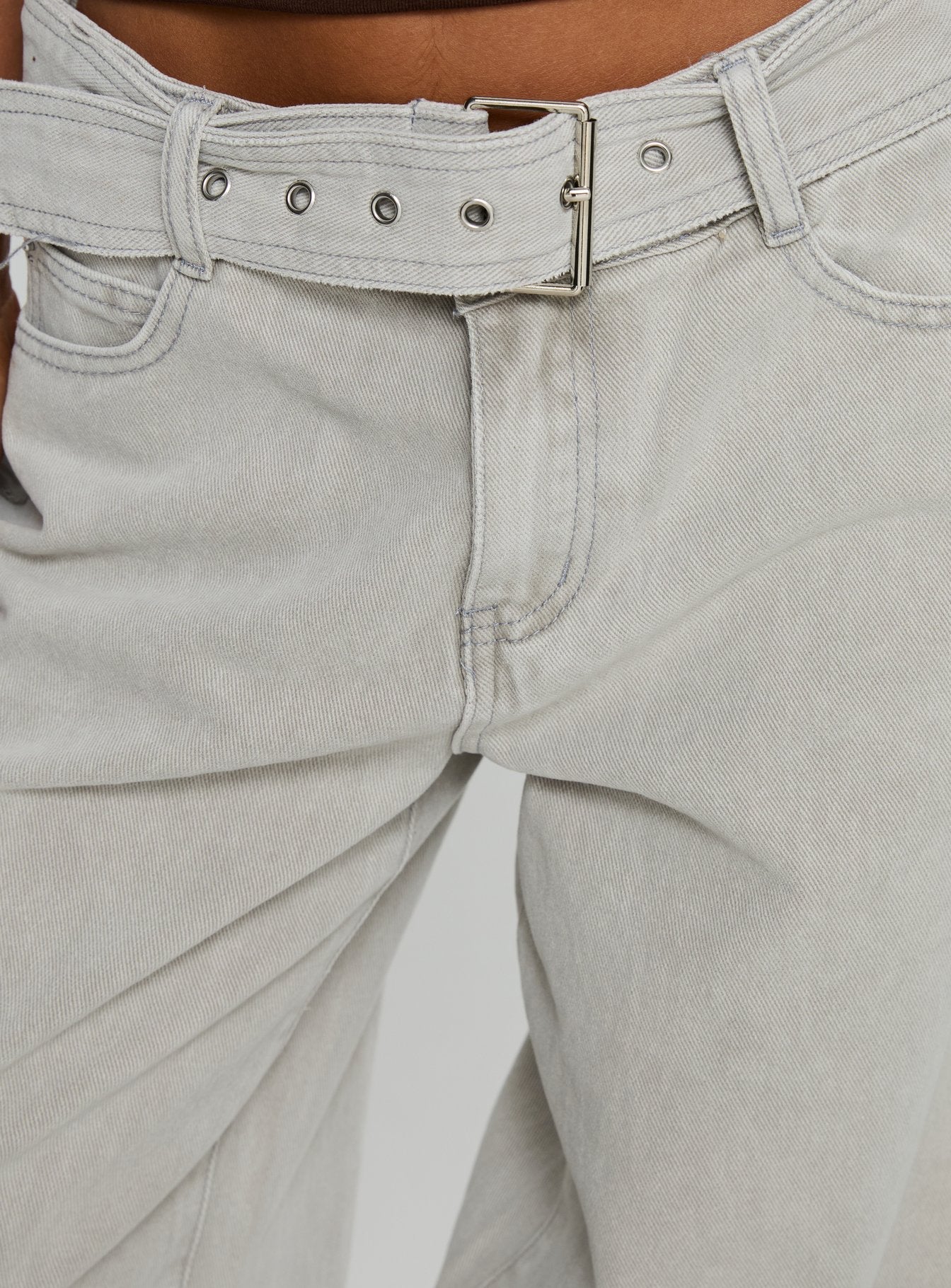 Katlin Mid Rise Wide Leg Buckle Detail Jeans Desert Wash