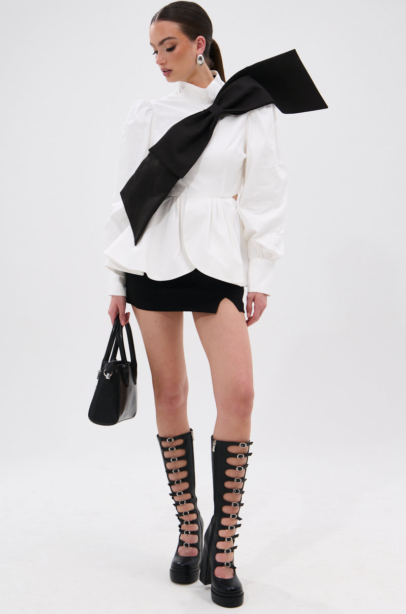 SO CHIC BOW BLOUSE