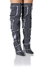 AZALEA WANG ALYSIA DENIM DISTRESSED BOOT IN DARK DENIM