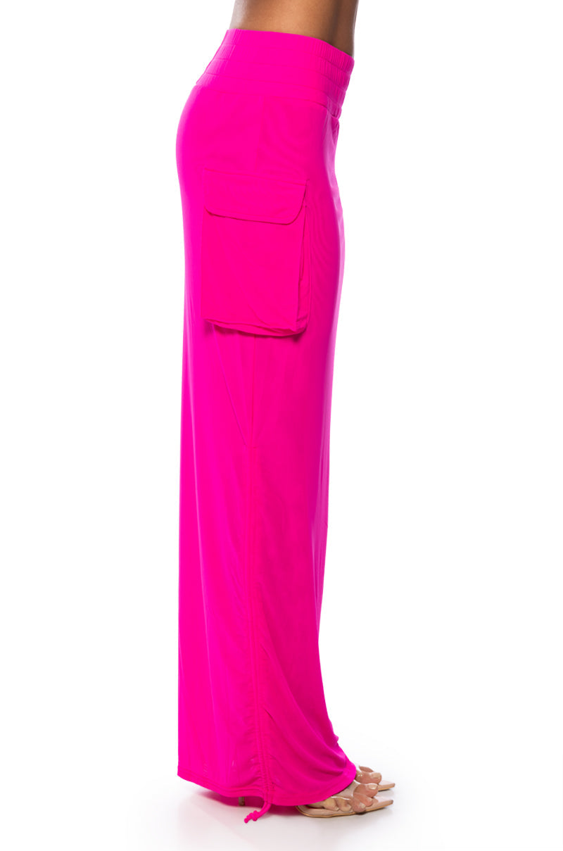 FOLLOW ME ADJUSTABLE DOUBLE MESH CARGO SKIRT IN PINK